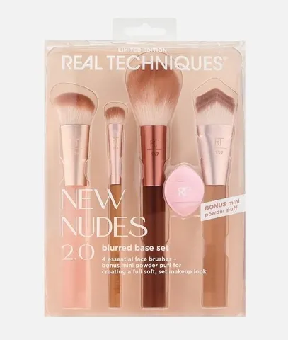 Набор кистей и мини-пуховка для макияжа New Nudes Blurred Base Set, Real Techniques